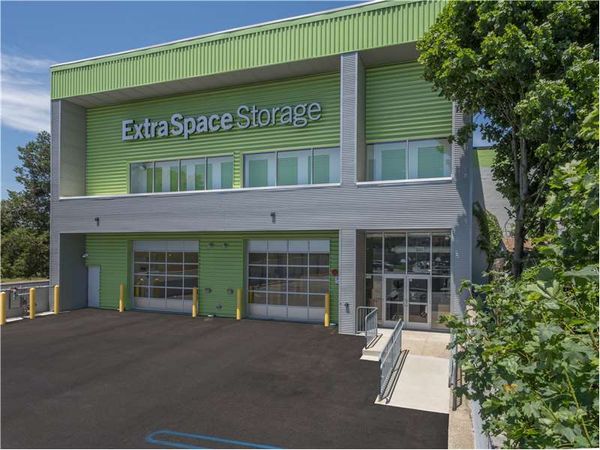 Extra Space Storage facility at 1150 Broadway - Hewlett, NY