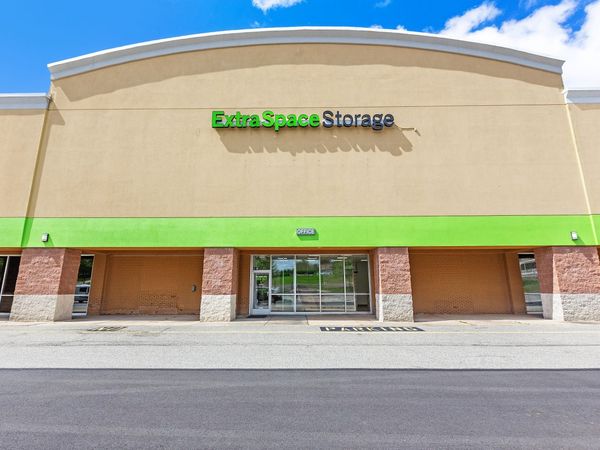Extra Space Storage facility at 3200 Ridge Pike - Eagleville, PA