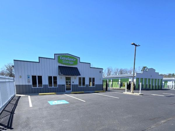 Extra Space Storage facility at 900 S Egg Harbor Rd - Hammonton, NJ