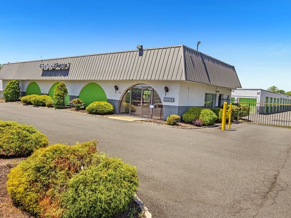 Extra Space Storage facility at 130 Route 206 - Hillsborough, NJ