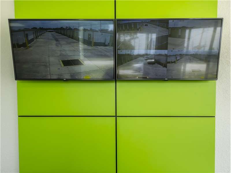 Extra Space Storage  11971 Lake Underhill Rd in Orlando, FL