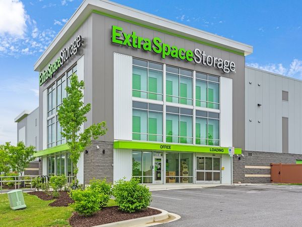 Extra Space Storage facility at 8501 Ardwick Ardmore Rd - Landover, MD