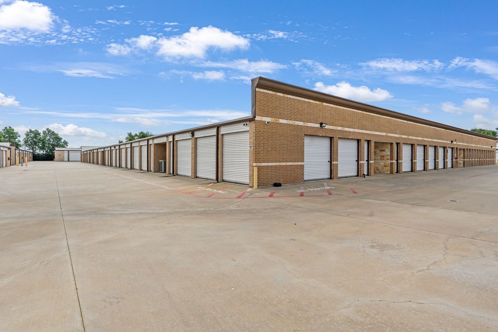 Extra Space Storage  1350 N Belt Line Rd in Mesquite, TX