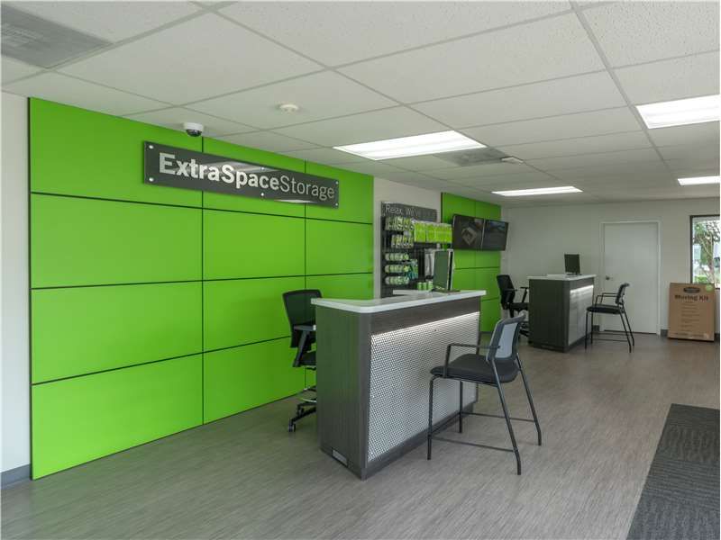 Extra Space Storage  5401 W Rosedale St in Fort Worth, TX