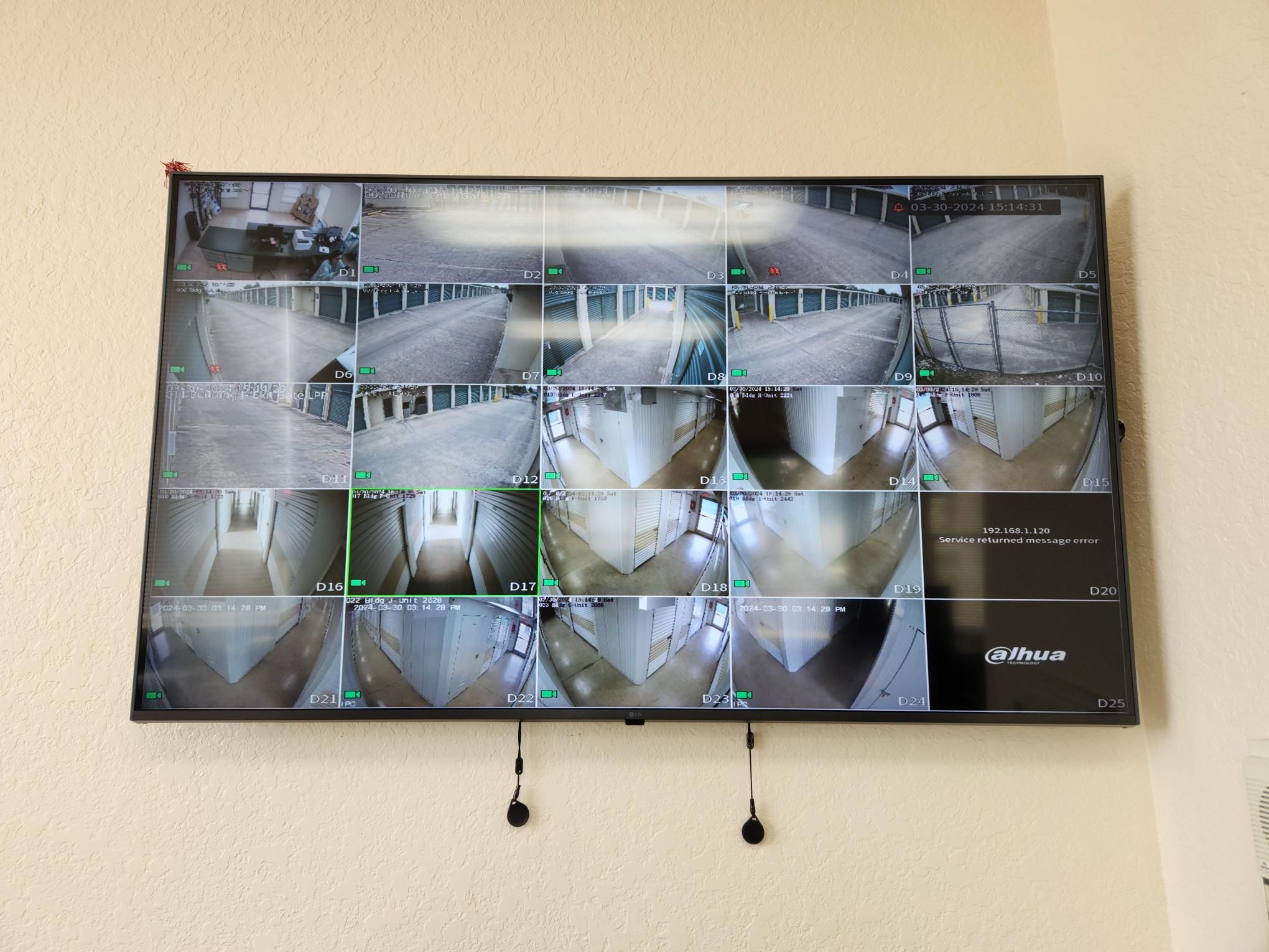 Extra Space Storage  23860 US-281 N in San Antonio, TX