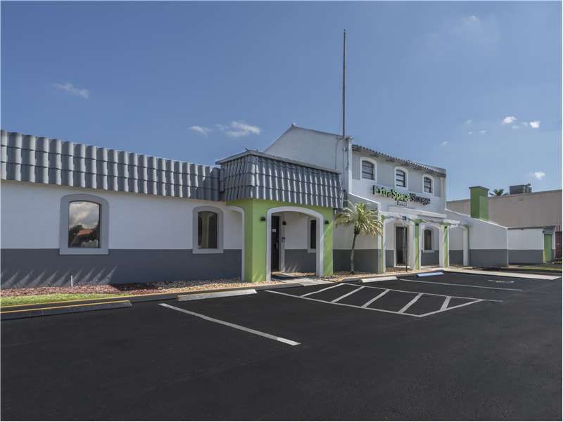 Extra Space Storage  4995 NW 79th Ave in Miami, FL