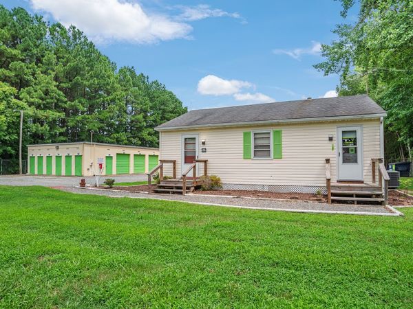 Extra Space Storage facility at 18539 Mary Ball Rd - White Stone, VA