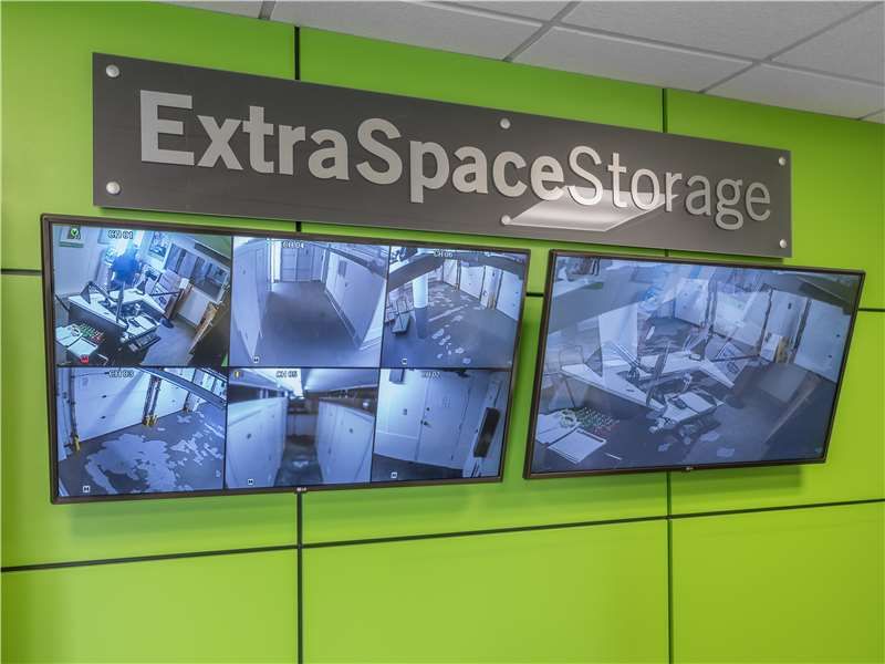 Extra Space Storage  14 McGrath Hwy in Cambridge, MA