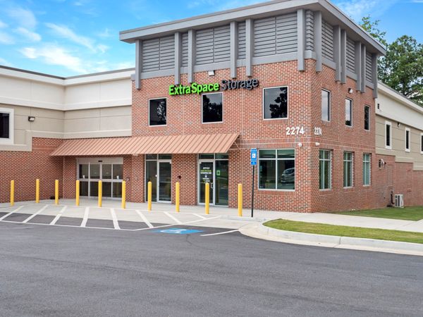 Extra Space Storage facility at 2274 Northlake Center Dr - Tucker, GA