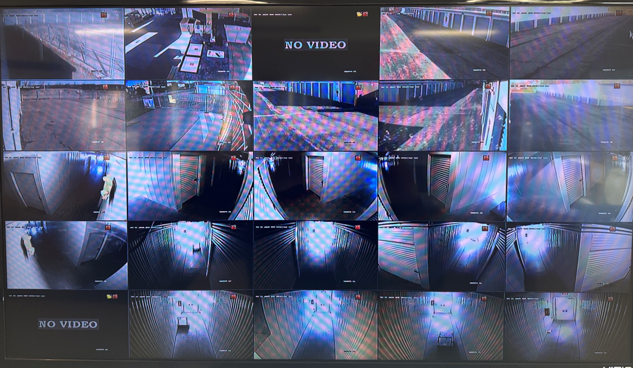 Extra Space Storage  2950 Robertson Ave in Cincinnati, OH