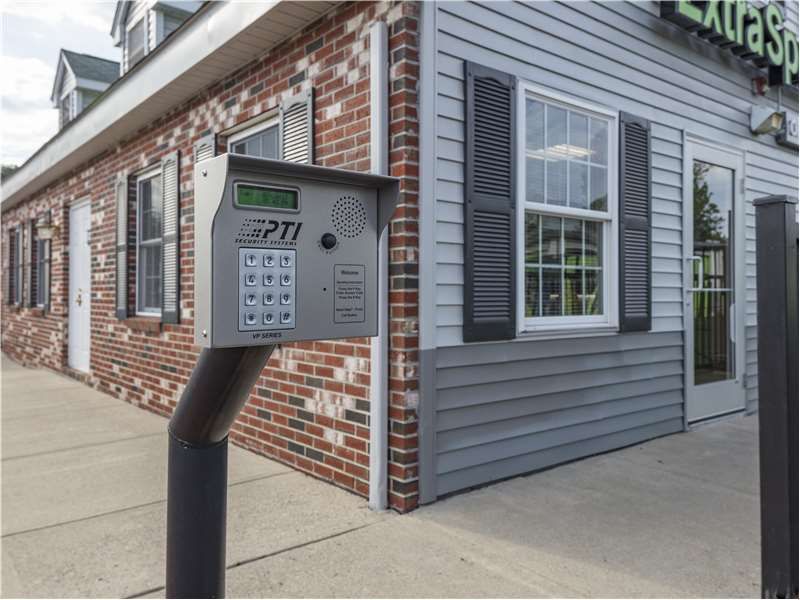 20×10 Self Storage Unit in Worcester, MA 16 Ararat St Worcester, Massachusetts 2