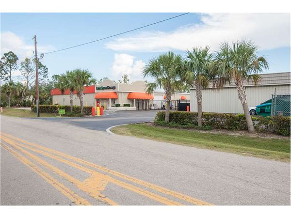 Extra Space Storage facility at 571 Airport Pulling Rd N - Naples, FL