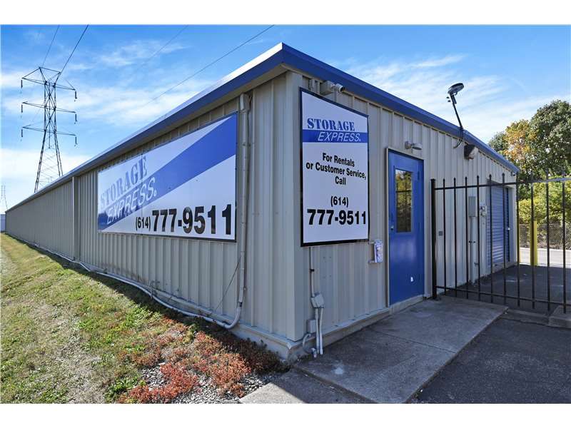 20×10 Parking Lot in Columbus, OH 4445 Old Roberts Rd Columbus, Ohio 3