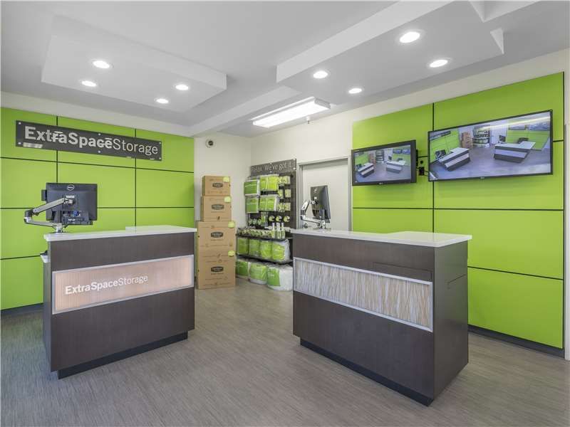 20×10 Garage in Concord, CA 1599 Solano Way Concord, California 3