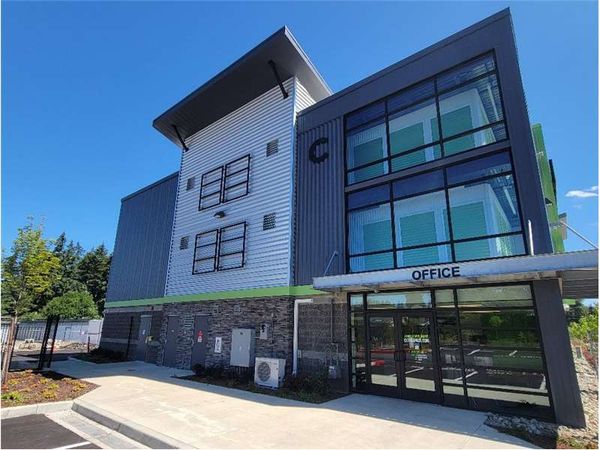 Extra Space Storage facility at 15610 SE 272nd St - Kent, WA