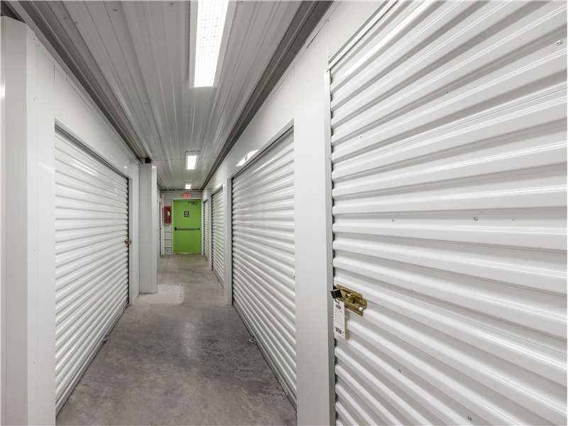 Extra Space Storage  8080 Steilen Dr in Florence, KY
