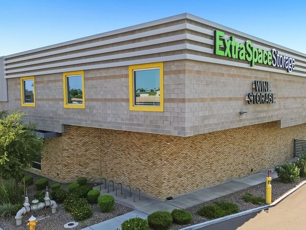 Extra Space Storage facility at 6316 N 7th St - Phoenix, AZ