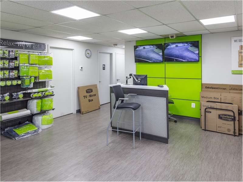 5×5 Self Storage Unit in Arnold, MD 1699 Baltimore Annapolis Blvd Arnold, Maryland 3