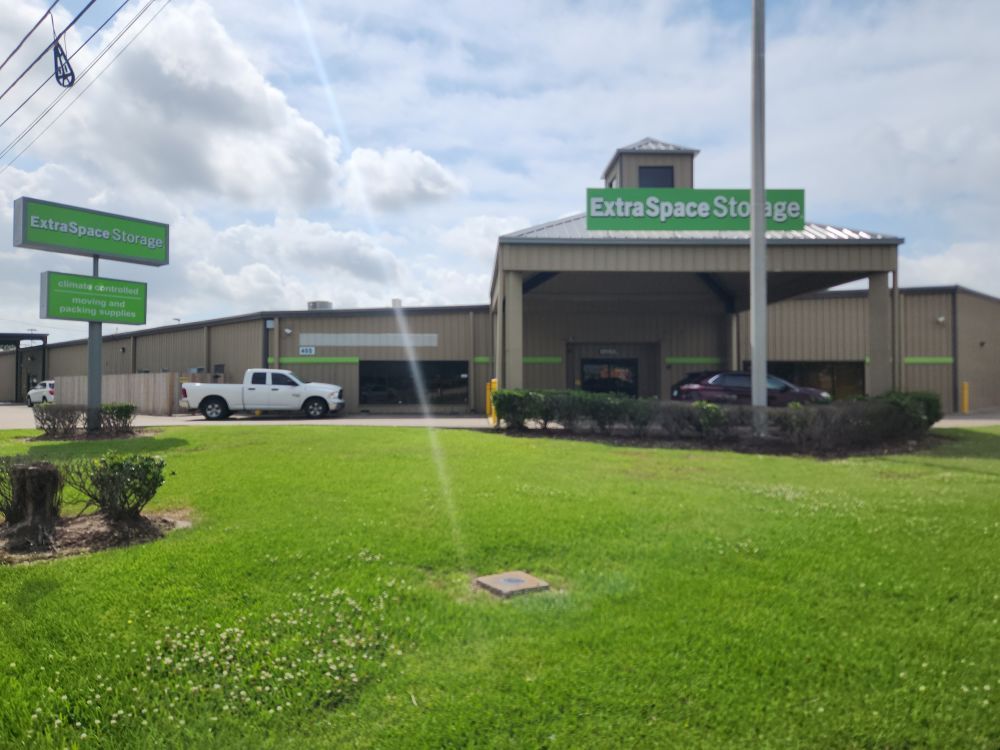 5×5 Self Storage Unit in Baytown, TX 455 W Cedar Bayou Lynchburg Rd Baytown, Texas