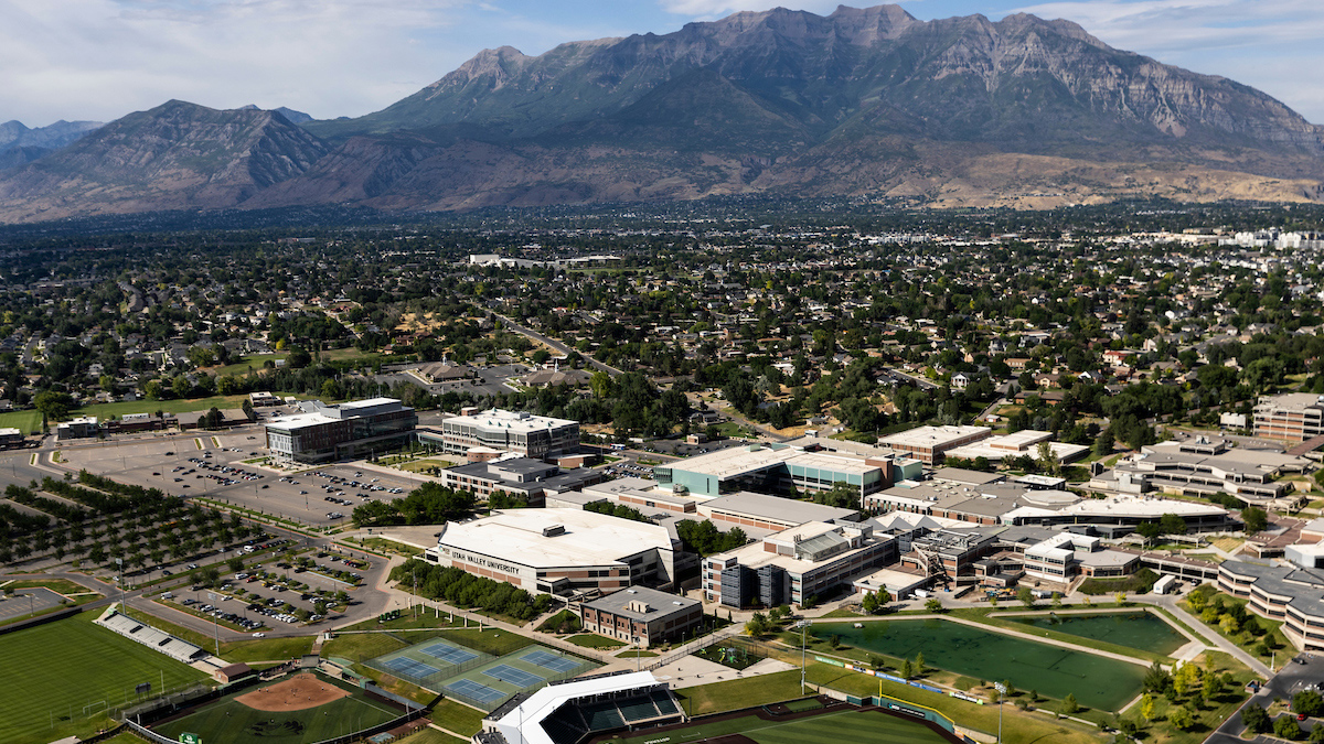 Article Image: Where to Get Free & Cheap Moving Boxes in Orem