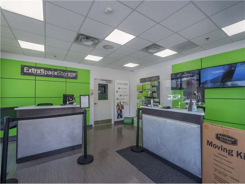 5×5 Self Storage Unit in Powder Springs, GA 5097 Dallas Hwy Powder Springs, Georgia 3