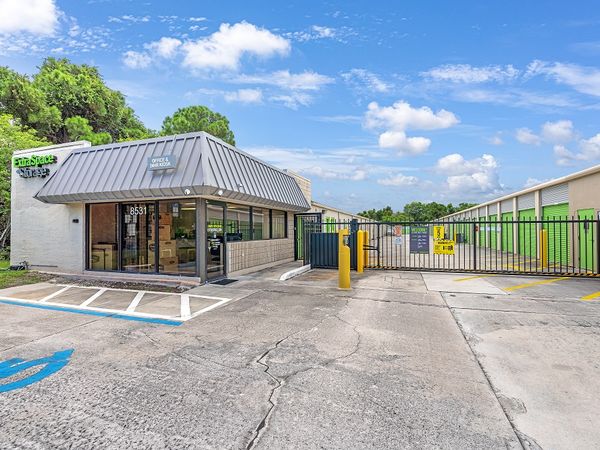 Extra Space Storage facility at 8531 S US Highway 1 - Port St Lucie, FL
