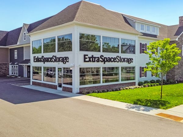 Extra Space Storage facility at 180 Mt Hope Ave - Bristol, RI