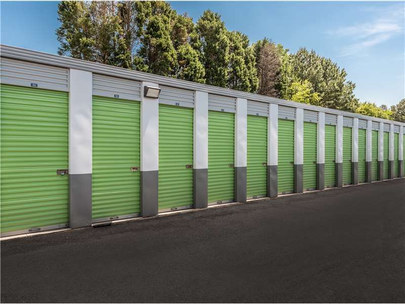 Extra Space Storage  5151 Annistown Rd in Stone Mountain, GA