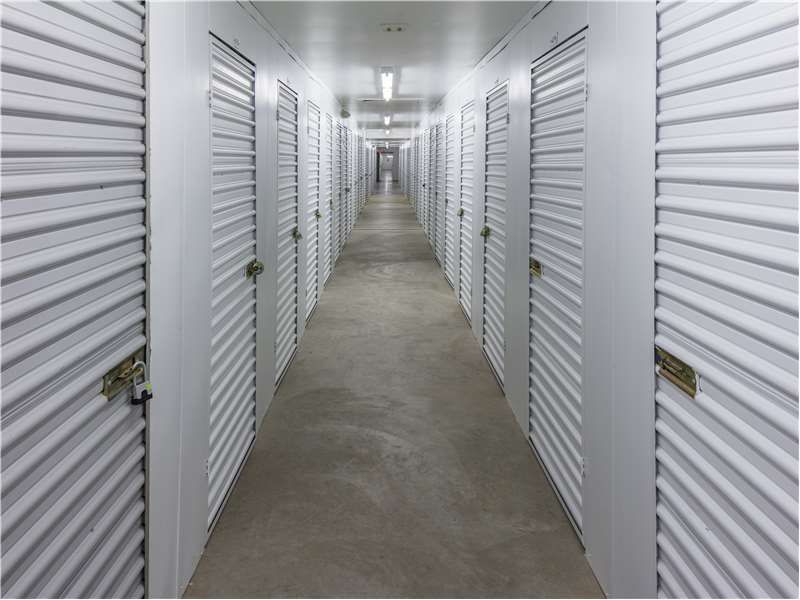 Extra Space Storage  14518 Lee Rd in Chantilly, VA