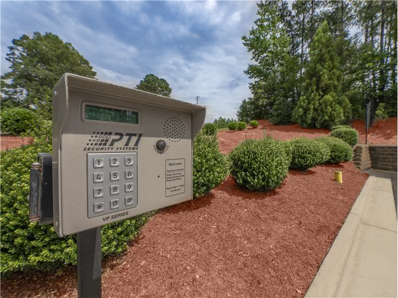 20×10 Garage in Cary, NC 3701 NC-55 Cary, North Carolina 2