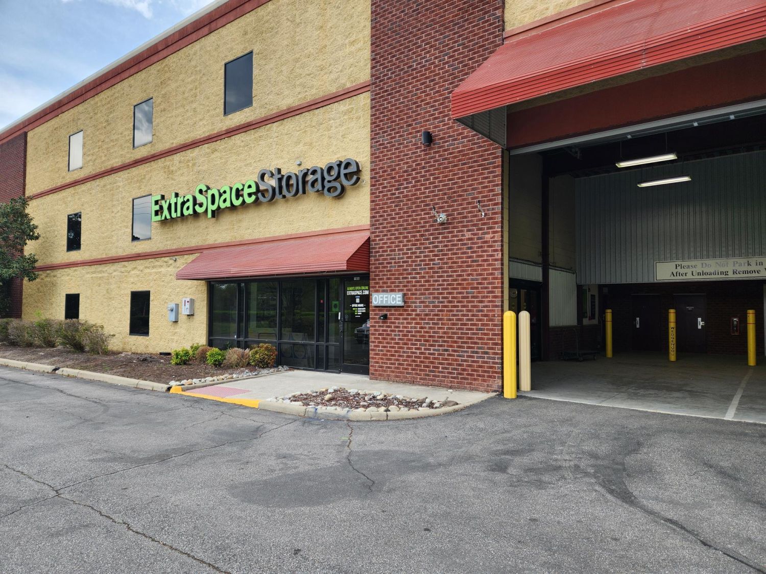 5×5 Self Storage Unit in Norfolk, VA 1806 E Little Creek Rd Norfolk, Virginia