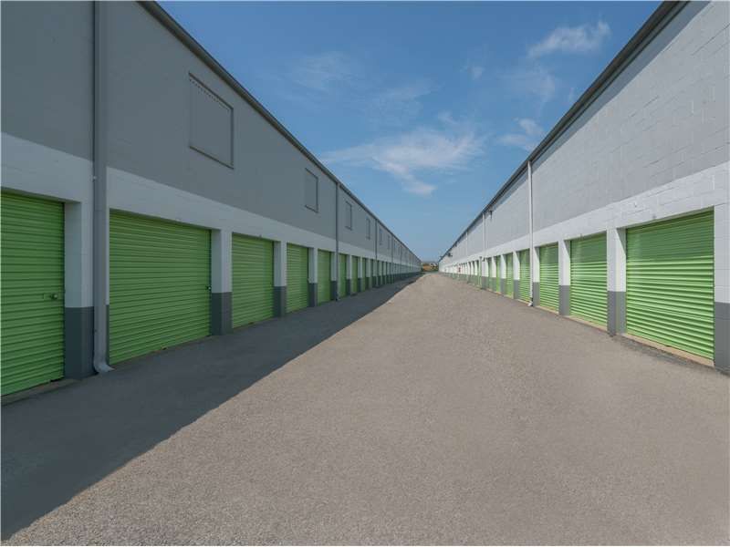 Extra Space Storage  2016 Lebanon Rd in West Mifflin, PA