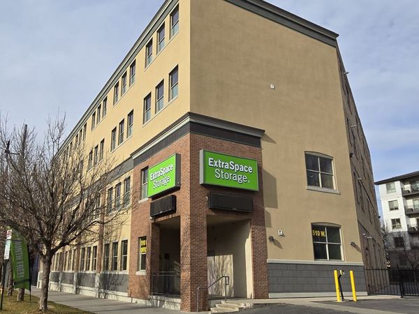 Extra Space Storage facility at 510 W 100 S - Salt Lake City, UT