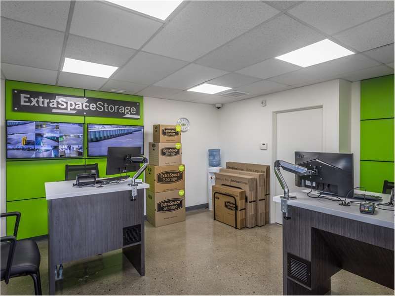 5×5 Self Storage Unit in Hilliard, OH 3450 Parkway Ln Hilliard, Ohio 3