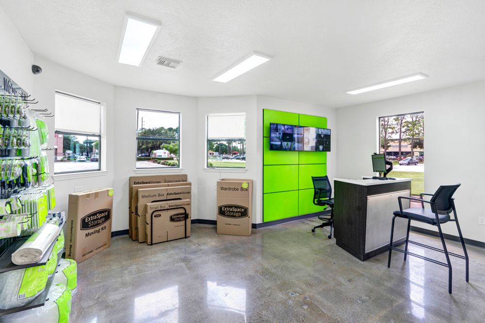 20×10 Garage in Spring, TX 8625 Spring Cypress Rd Spring, Texas 3