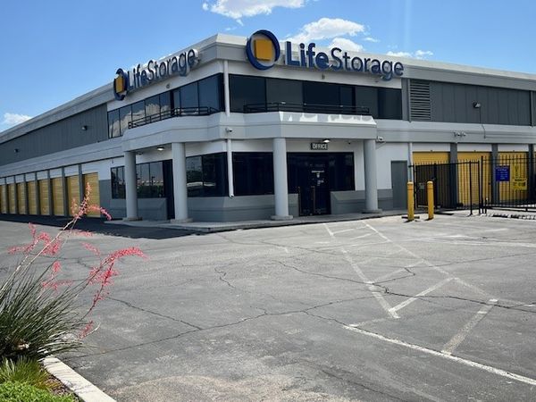 Life Storage facility on 3225 S Nellis Blvd - Las Vegas, NV