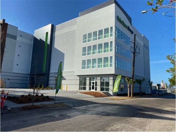 Extra Space Storage facility at 2156 Agriculture St - New Orleans, LA