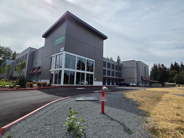 Extra Space Storage facility at 5514 152nd St E - Puyallup, WA
