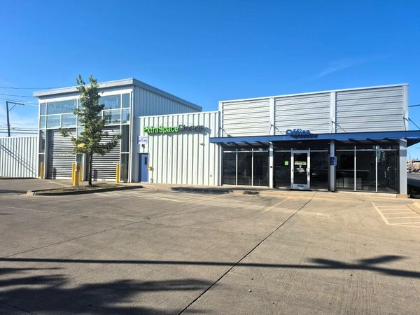 Extra Space Storage facility at 1400 N Cicero Ave - Chicago, IL