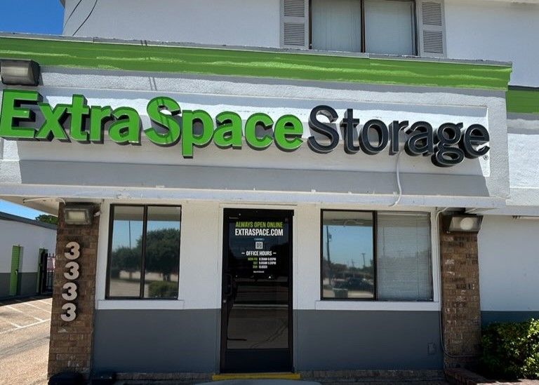 20×8 Parking Lot in Dallas, TX