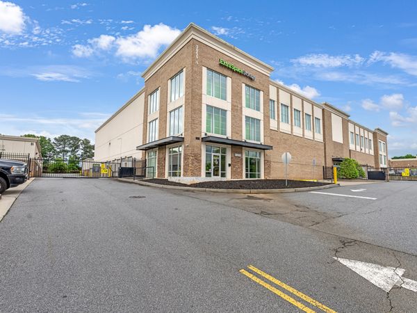 Extra Space Storage facility at 3055 Ronald Reagan Blvd - Cumming, GA