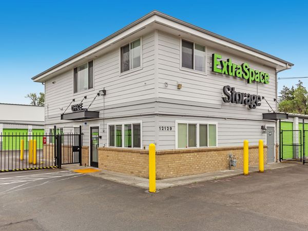 Extra Space Storage facility at 12117 Pacific Hwy SW - Lakewood, WA