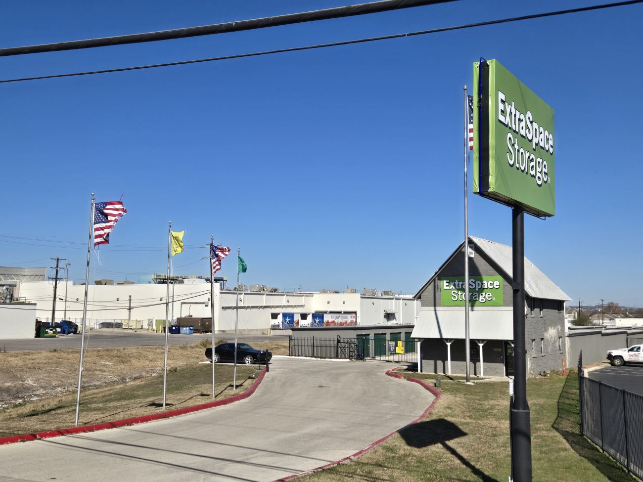 20×10 Self Storage Unit in San Antonio, TX 2626 Harry Wurzbach Rd San Antonio, Texas