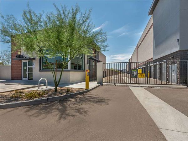 Extra Space Storage facility at 5225 E Van Buren St - Phoenix, AZ