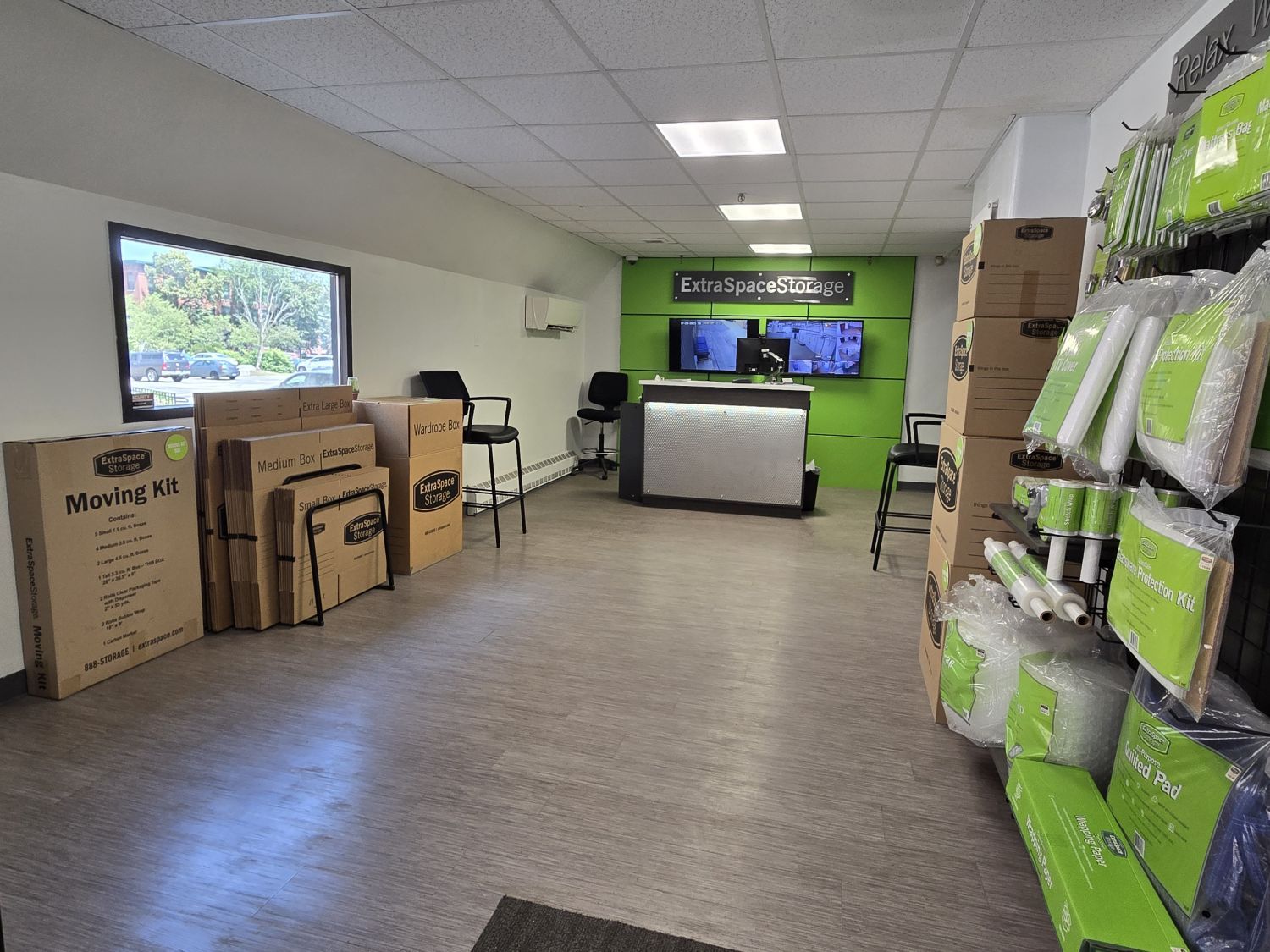 10×5 Self Storage Unit in Nashua, NH 1 Chestnut St Nashua, New Hampshire 3
