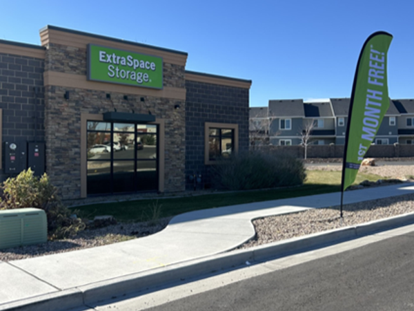 Extra Space Storage facility at 5303 W 11800 S - Herriman, UT