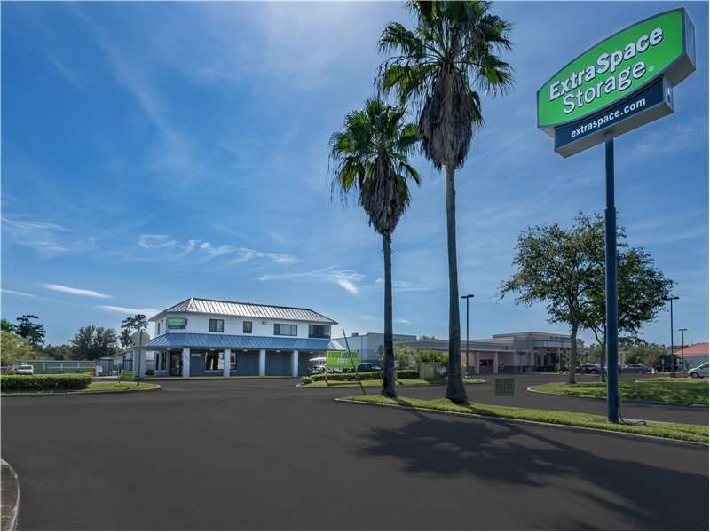 Extra Space Storage  5592 L B McLeod Rd in Orlando, FL