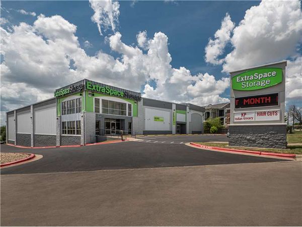 Extra Space Storage facility at 12506 N Lamar Blvd - Austin, TX