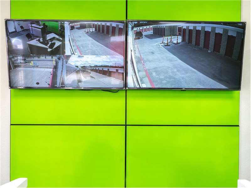 Extra Space Storage  816 Frame St in Denton, TX