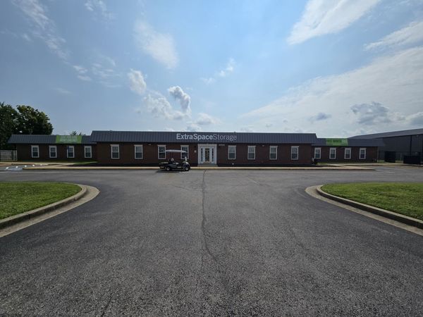 Extra Space Storage facility at 2440 Obryan Blvd - Owensboro, KY